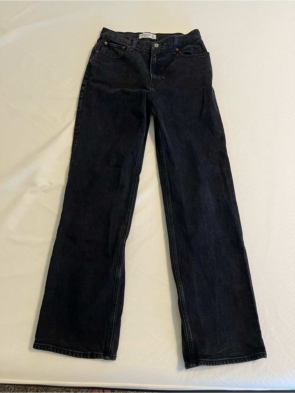 Abercrombie & Fitch High Rise 90s Relaxed Jean - Black 29/8 Long
